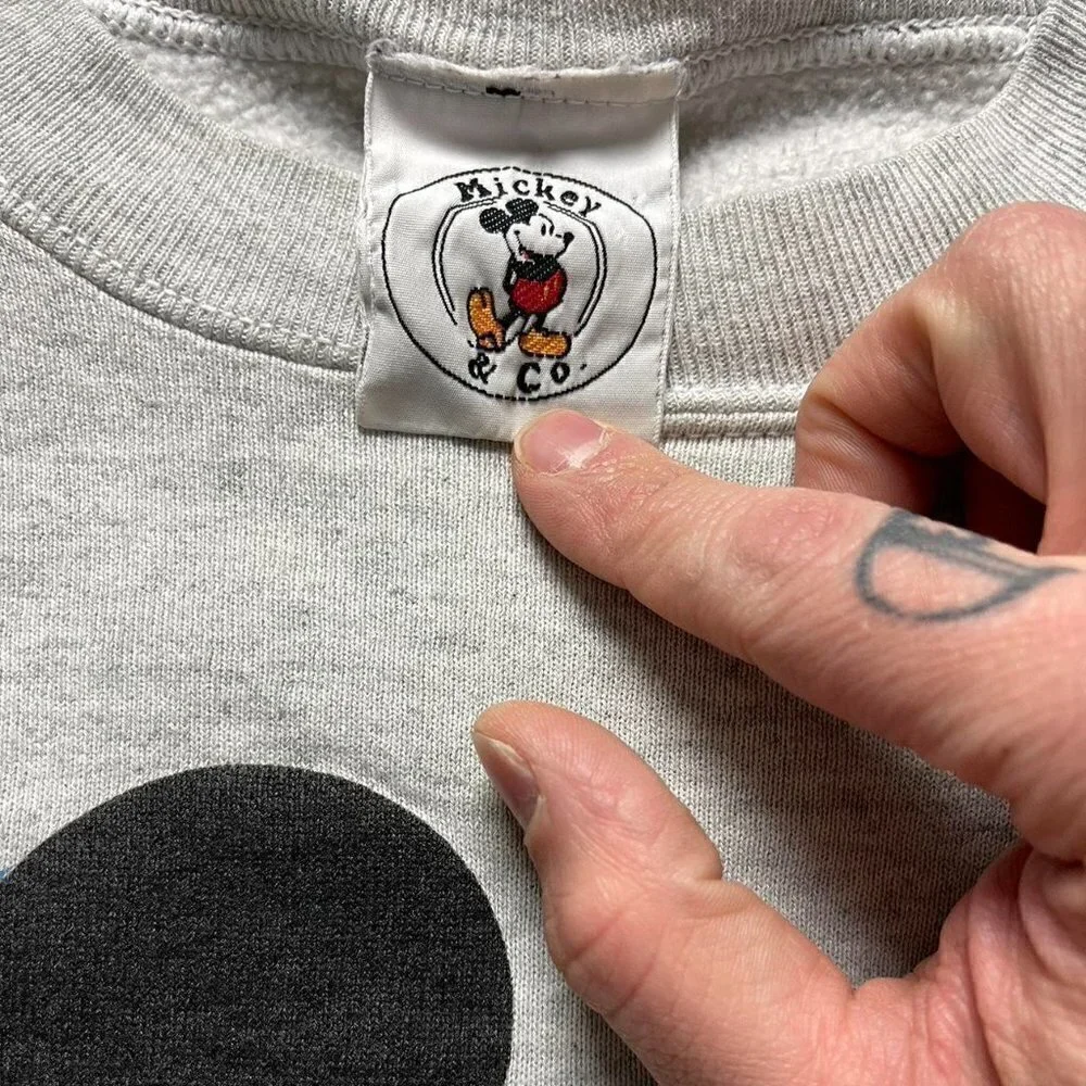 Vintage Disney crewneck sweatshirt - Picture 4 of 5